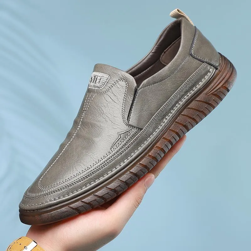 Men's Patent Leather Round Toe Slip-On Closure Casual Shoes